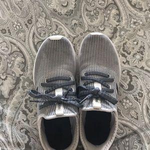 Adidas cloudfoam sneakers
